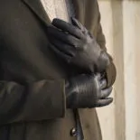 Men's black leather gloves