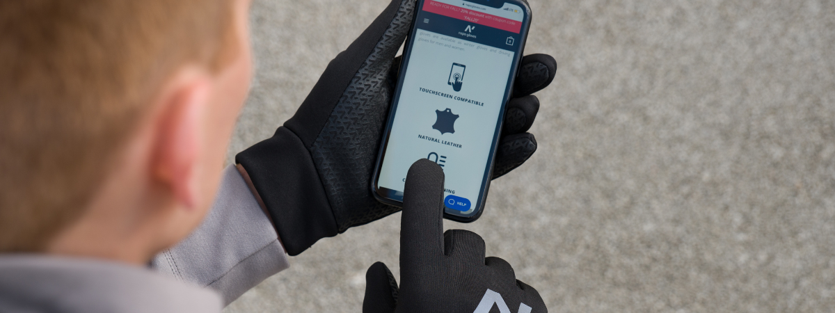 gants de sport noirs