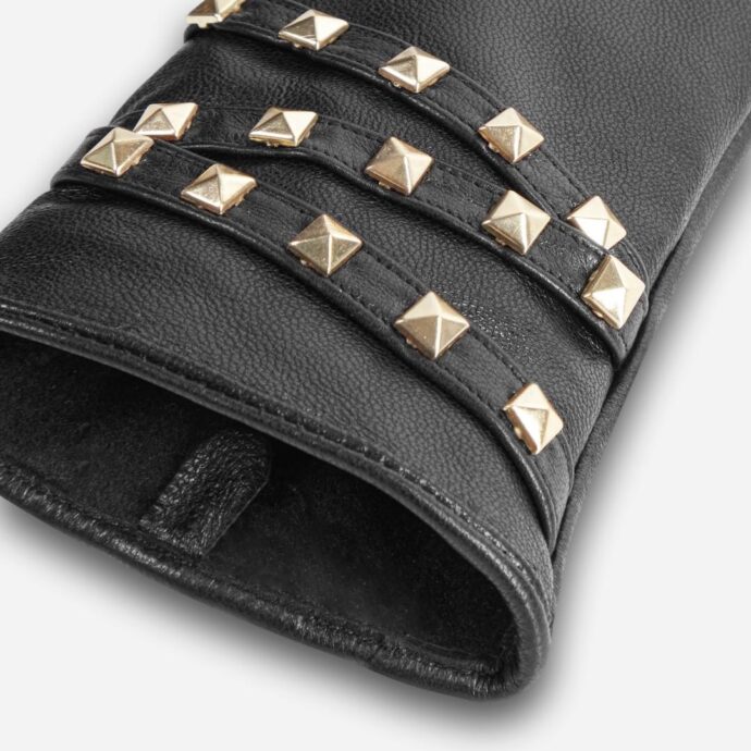 gants avec une ceinture décorative