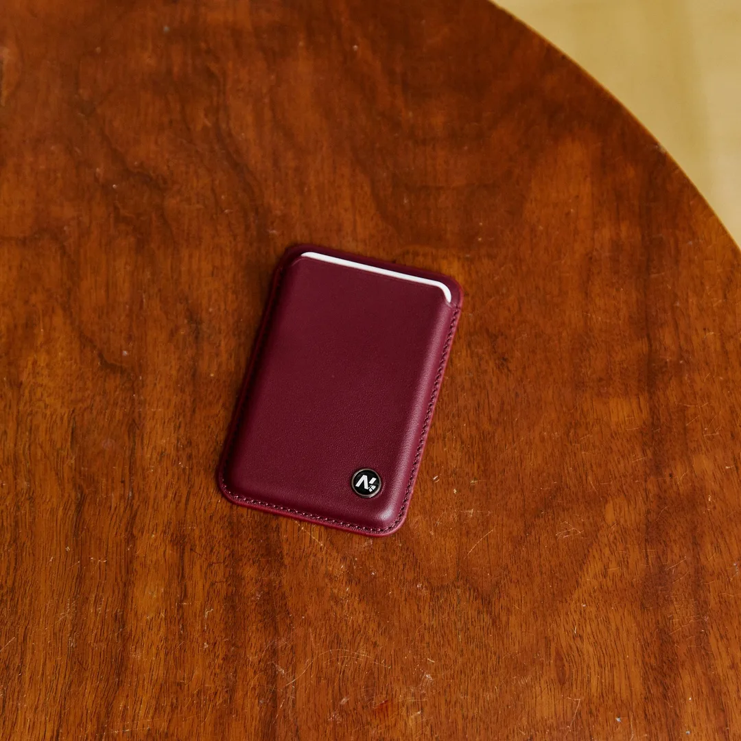 porte-cartes bordeaux pour iPhone