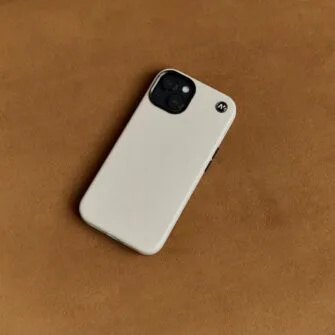 coque beige pour iPhone